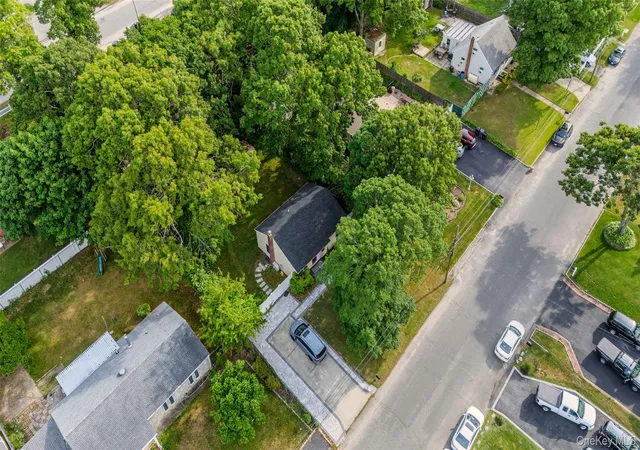 38th image of 64 Arpage Dr E, Shirley, NY 11967 | MLS# 1015404