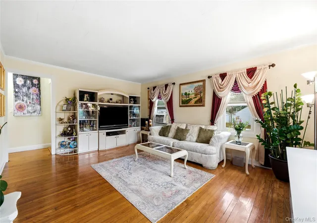 5th image of 39 Church St, Central Islip, NY 11722 | MLS# 1015406