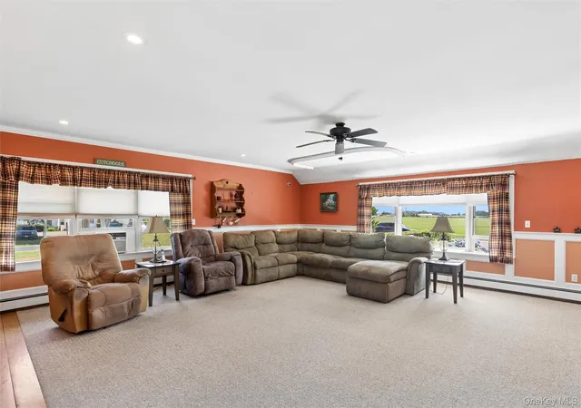 Homes for sale in Southold, NY | 10415 Oregon Rd, Southold, NY 11935 | MLS# 1015408