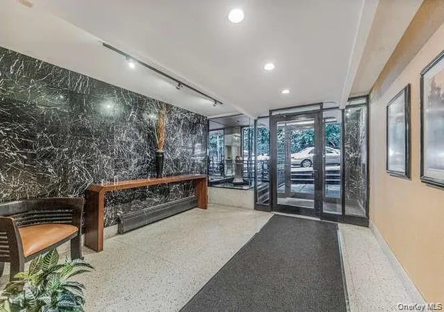 Homes for sale in New York, NY | 2750 Johnson Ave #7L, New York, NY 10463 | MLS# 1015421