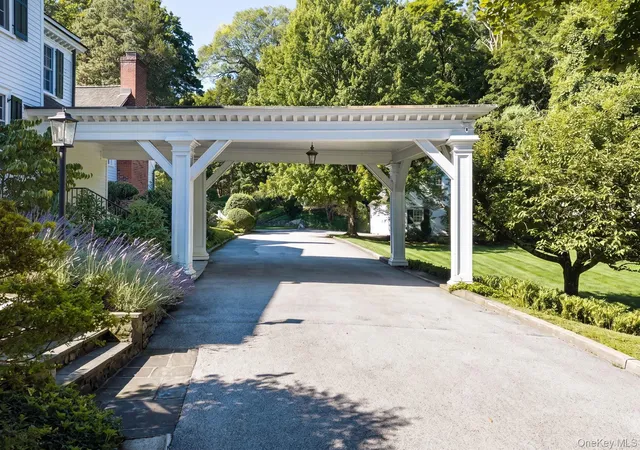 Photo 3 of Mansion for sale at 120 Scarborough Rd, Ossining, NY 10510 | MLS# 1015438 | Listing updated on 2026-09-29