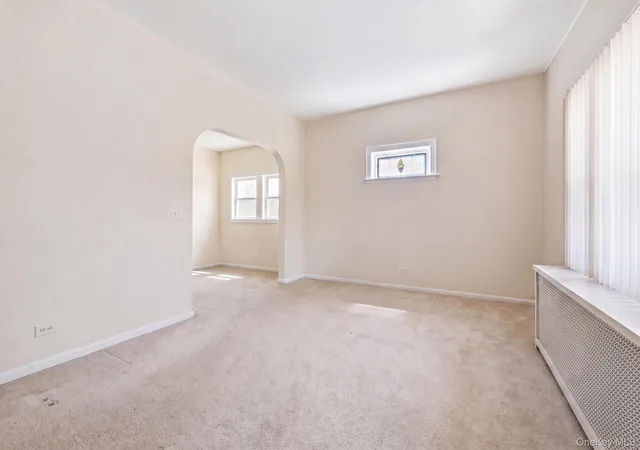 3rd image of 13311 231St St, Laurelton, NY 11413 | MLS# 1015452