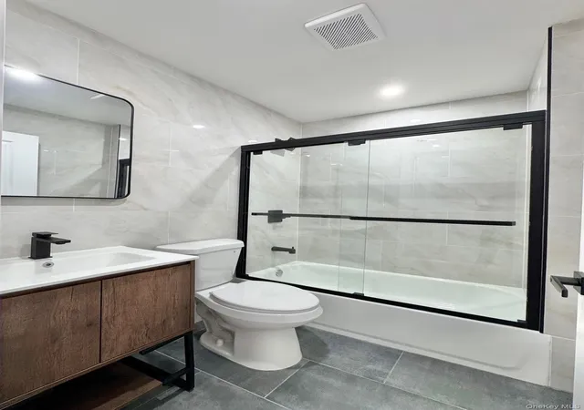 Photo 3 of House for sale at 16134 120th Avenue, New York, NY 11434 | MLS# 1015460 | Listing updated on 2026-10-01