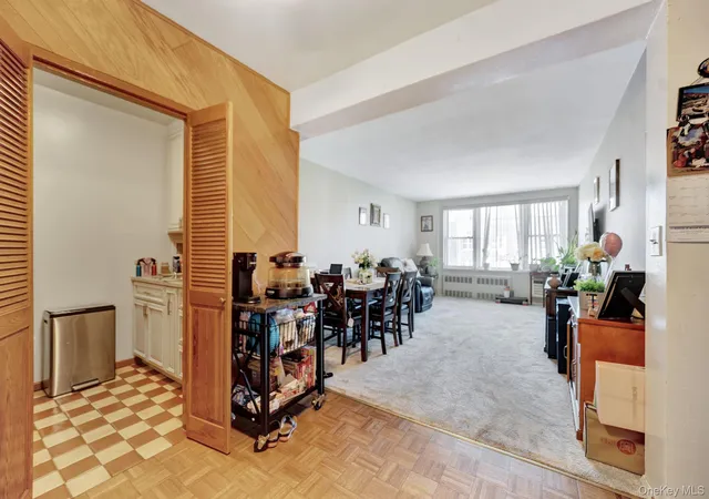 Listing Photo 4 - Condo for sale in building located at 333 Bronx River Rd, Yonkers, NY 10701 - Unit #712