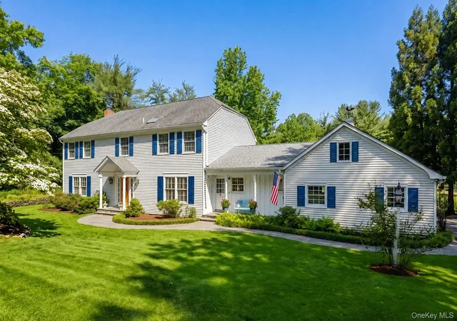 Photo 1 of Sale Pending at 54 Snake Hl Rd, Huntington, NY 11724 | MLS# 1015475 | Listing updated on 2026-09-18