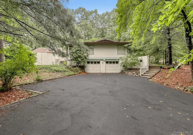 4th image of 49 Halley Dr, Haverstraw, NY 10970 | MLS# 1015480