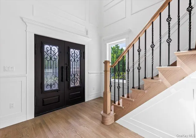 Photo 3 of Multi family home for sale at 197 Finlay St, Staten Island, NY 10307 | MLS# 1015492 | Listing updated on 2026-10-03