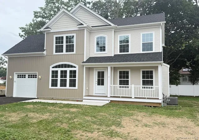 Photo 2 of Single family home for sale at 8 Gail Grace Ct, Babylon, NY 11726 | MLS# 1015498 | Listing updated on 2026-09-28