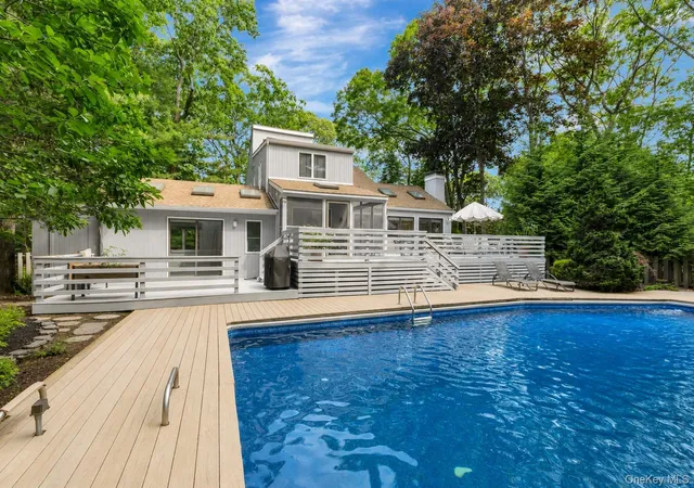 Homes for sale in Southampton, NY | 2 Strathmore Ct, Southampton, NY 11960 | MLS# 1015525