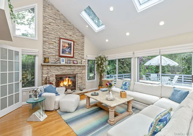 Homes for sale in Southampton, NY | 2 Strathmore Ct, Southampton, NY 11960 | MLS# 1015525