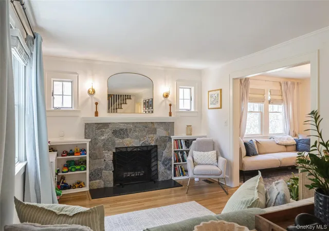 4th image of 71 Bar Beach Rd, North Hempstead, NY 11050 | MLS# 1015540