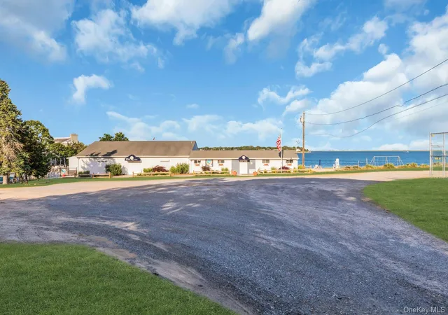 36th image of 116 W Tiana Rd, Southampton, NY 11946 | MLS# 1015541