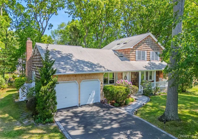 1st image of 7 Cedarwood Ct, East Setauket, NY 11733 | MLS# 1015558