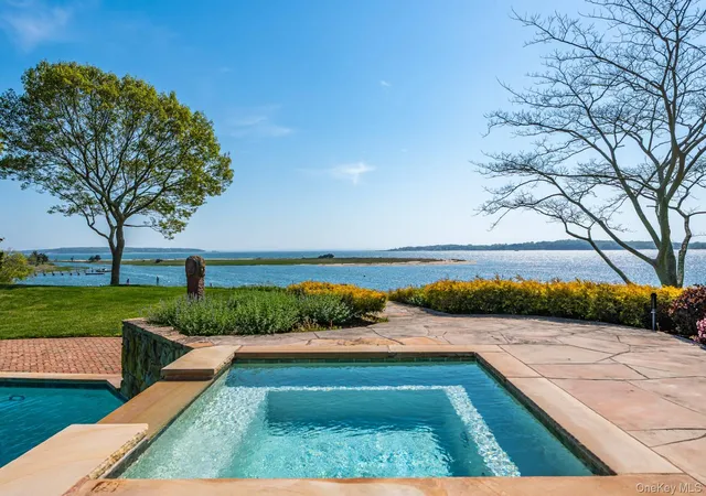 Homes for sale in Southold, NY | 1350 W Cove Rd, Southold, NY 11935 | MLS# 1015559