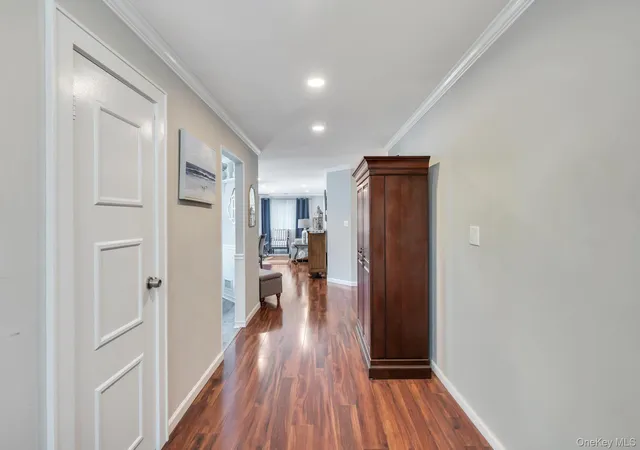 3rd image of 118 E Midland Pond Ct, Brookhaven, NY 11955 | MLS# 1015561