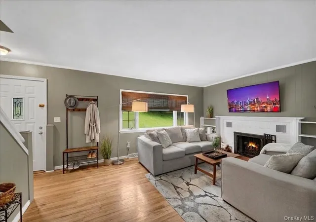 Homes for sale in Ossining, NY | 10 Susquehanna Rd, Ossining, NY 10562 | MLS# 1015576