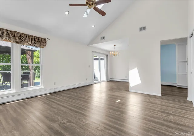 5th image of 13 Potomac Ct, Brookhaven, NY 11727 | MLS# 1015605