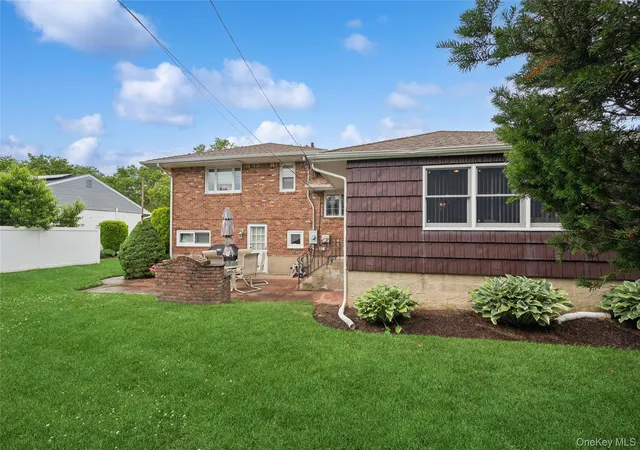 Homes for sale in Hempstead, NY | 952 Roxbury Dr, Hempstead, NY 11590 | MLS# 1015622