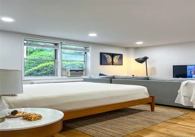 4th image of 510 Dubois Ave #6A, Valley Stream, NY 11581 | MLS# 1015625