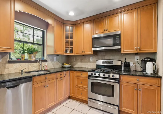 2nd image of 111 S Coleman Rd, Brookhaven, NY 11720 | MLS# 1015626