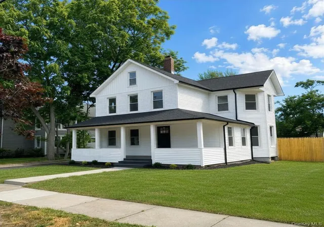 2nd image of 245 Cedar Ave, Brookhaven, NY 11772 | MLS# 1015630
