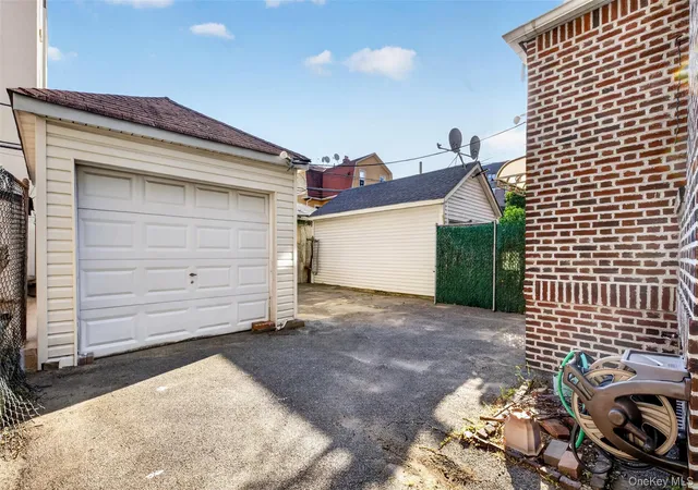 29th image of 4084 Denman St, Elmhurst, NY 11373 | MLS# 1015657