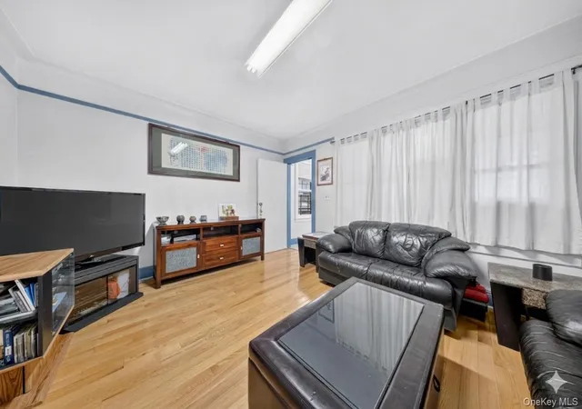 3rd image of 4084 Denman St, Elmhurst, NY 11373 | MLS# 1015657