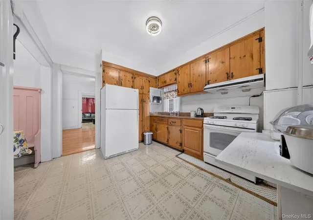 4th image of 4084 Denman St, Elmhurst, NY 11373 | MLS# 1015657