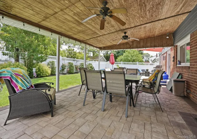 3rd image of 841 Willow Rd, Hempstead, NY 11010 | MLS# 1015691