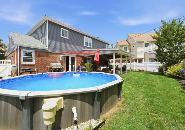 4th image of 841 Willow Rd, Hempstead, NY 11010 | MLS# 1015691