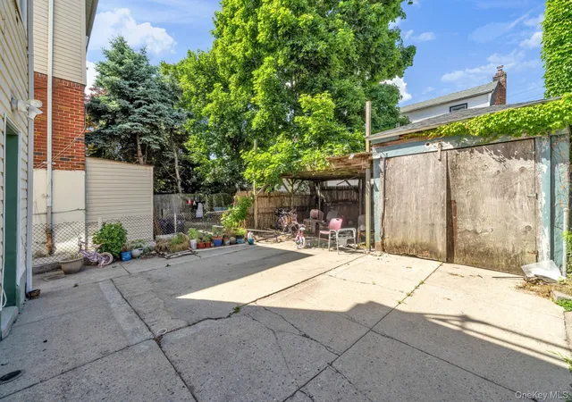 Homes for sale in New York, NY | 1232 E 92nd St, New York, NY 11236 | MLS# 1015706