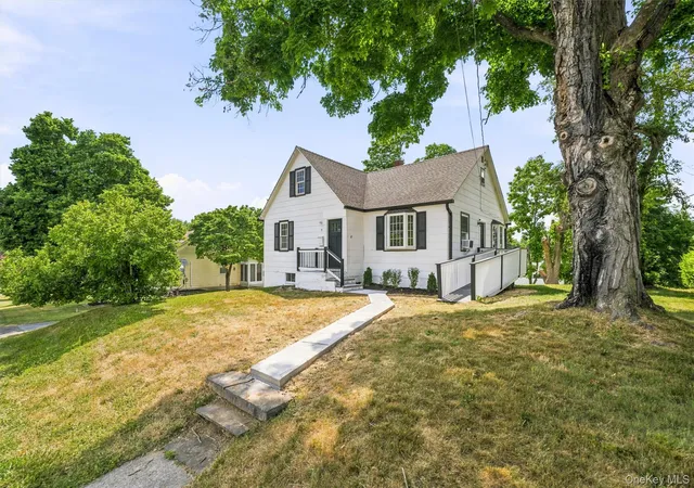 2nd image of 3 Pond Rd, Walden, NY 12586 | MLS# 1015708