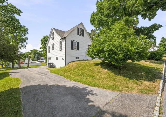 3rd image of 3 Pond Rd, Walden, NY 12586 | MLS# 1015708