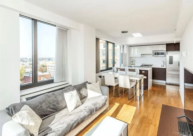 5th image of 39-16 Prince St #8E, New York, NY 11354 | MLS# 1015731