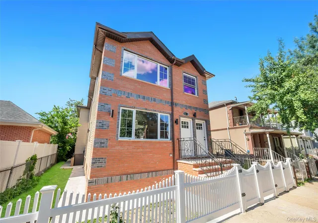 3rd image of 15311 124Th Ave, New York, NY 11434 | MLS# 1015752