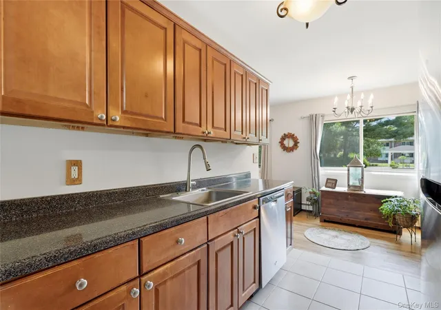 4th image of 2449 Union Blvd #39A, Islip, NY 11751 | MLS# 1015754