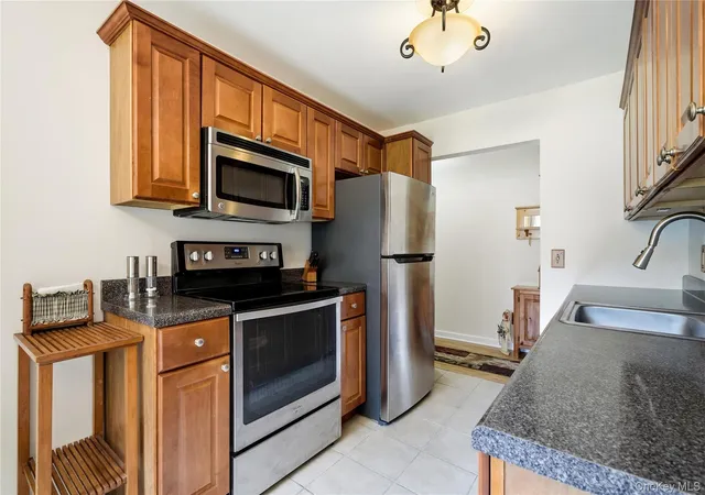 5th image of 2449 Union Blvd #39A, Islip, NY 11751 | MLS# 1015754