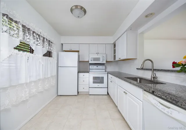 2nd image of 1004 Chelsea Cvs S, Beekman, NY 12533 | MLS# 1015759