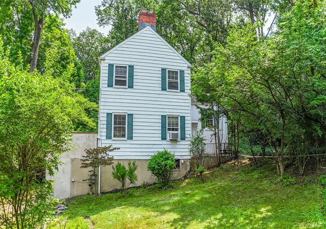 Photo 2 of Single family home for sale at 4670 Independence Ave, New York, NY 10471 | MLS# 1015772 | Listing updated on 2026-10-04