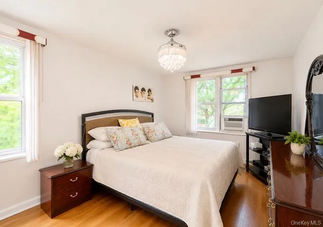 3rd image of 180 Van Cortlandt Park S #3F, Bronx, NY 10463 | MLS# 1015787