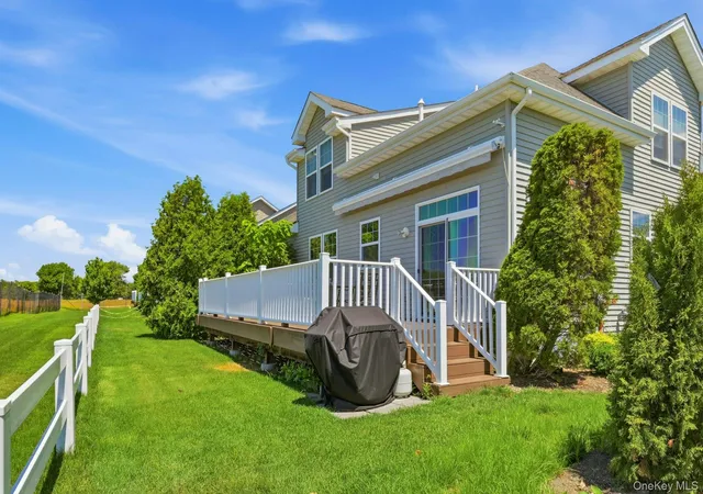 3rd image of 163 Augusta Dr, Brookhaven, NY 11763