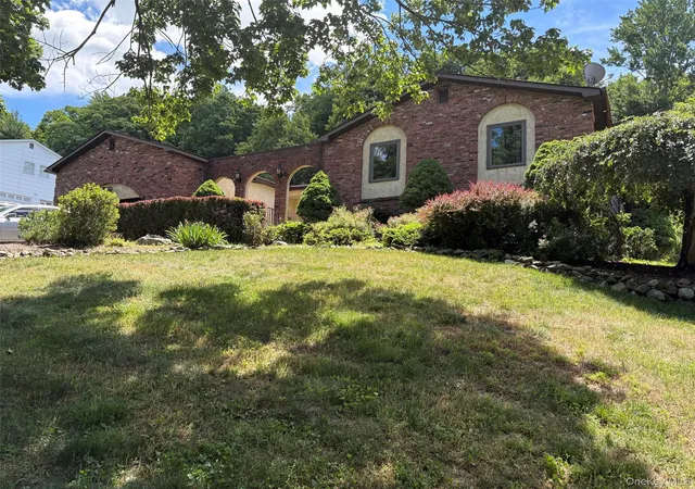 2nd image of 12 Arlington Dr, Monroe, NY 10950 | MLS# 1015816