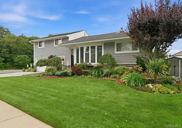 3rd image of 2504 Cadillac Dr, Hempstead, NY 11554 | MLS# 1015827