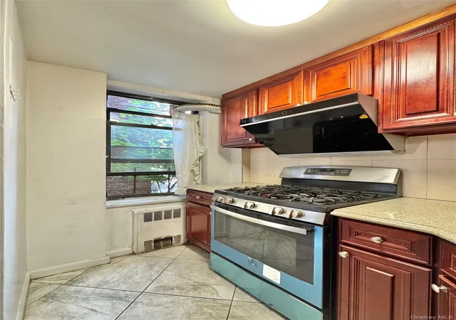 2nd image of 85 14 Broadway #1K, Elmhurst, NY 11373 | MLS# 1015832