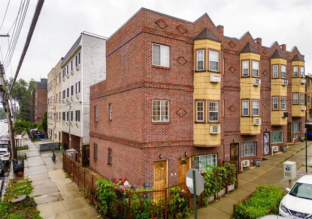 Photo 1 of Multi family home for sale at 1496 Hicks St, New York, NY 10469 | MLS# 1015835 | Listing updated on 2026-09-04