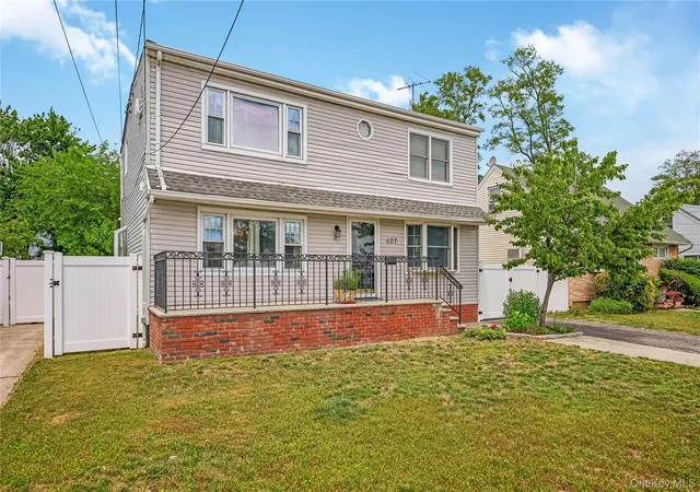 Photo 3 of Single family home for sale at 407 Sheridan Blvd, Hempstead, NY 11096 | MLS# 1015857 | Listing updated on 2026-08-02