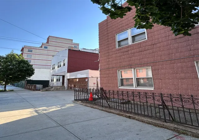 1st image of 38 12 28th St, Long Island City, NY 11101 | MLS# 1015863