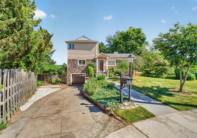 2nd image of 34 Observatory Dr, Croton On Hudson, NY 10520 | MLS# 1015890