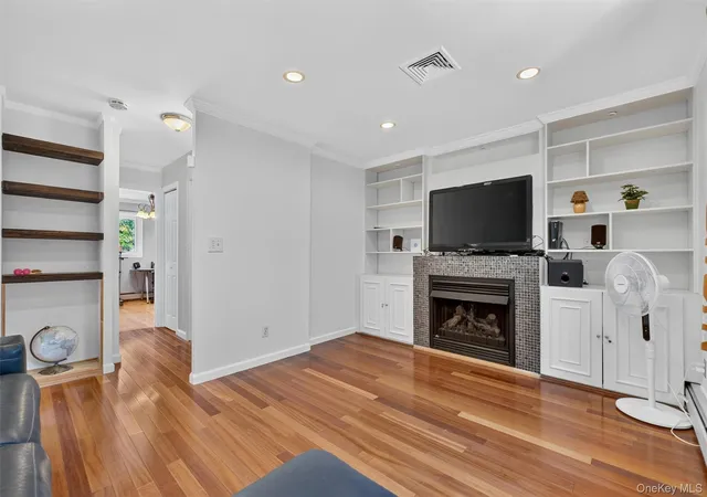 3rd image of 34 Observatory Dr, Croton On Hudson, NY 10520 | MLS# 1015890