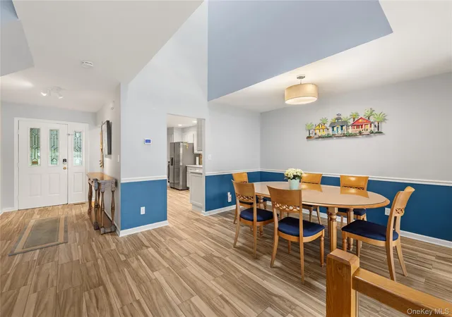 5th image of 8 Victoria Dr #8, Babylon, NY 11701 | MLS# 1015942